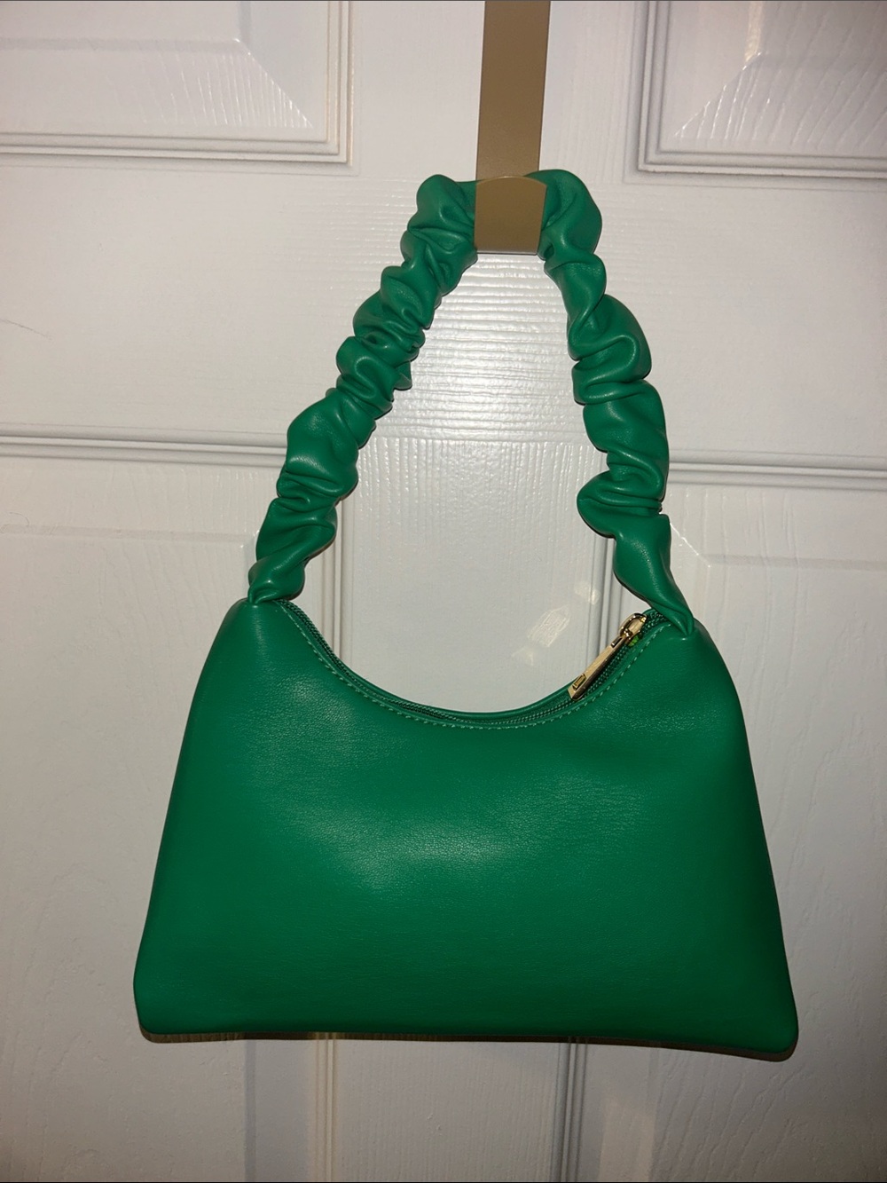 Green Ruched Handle Shoulder Bag - Picture 2 of 5